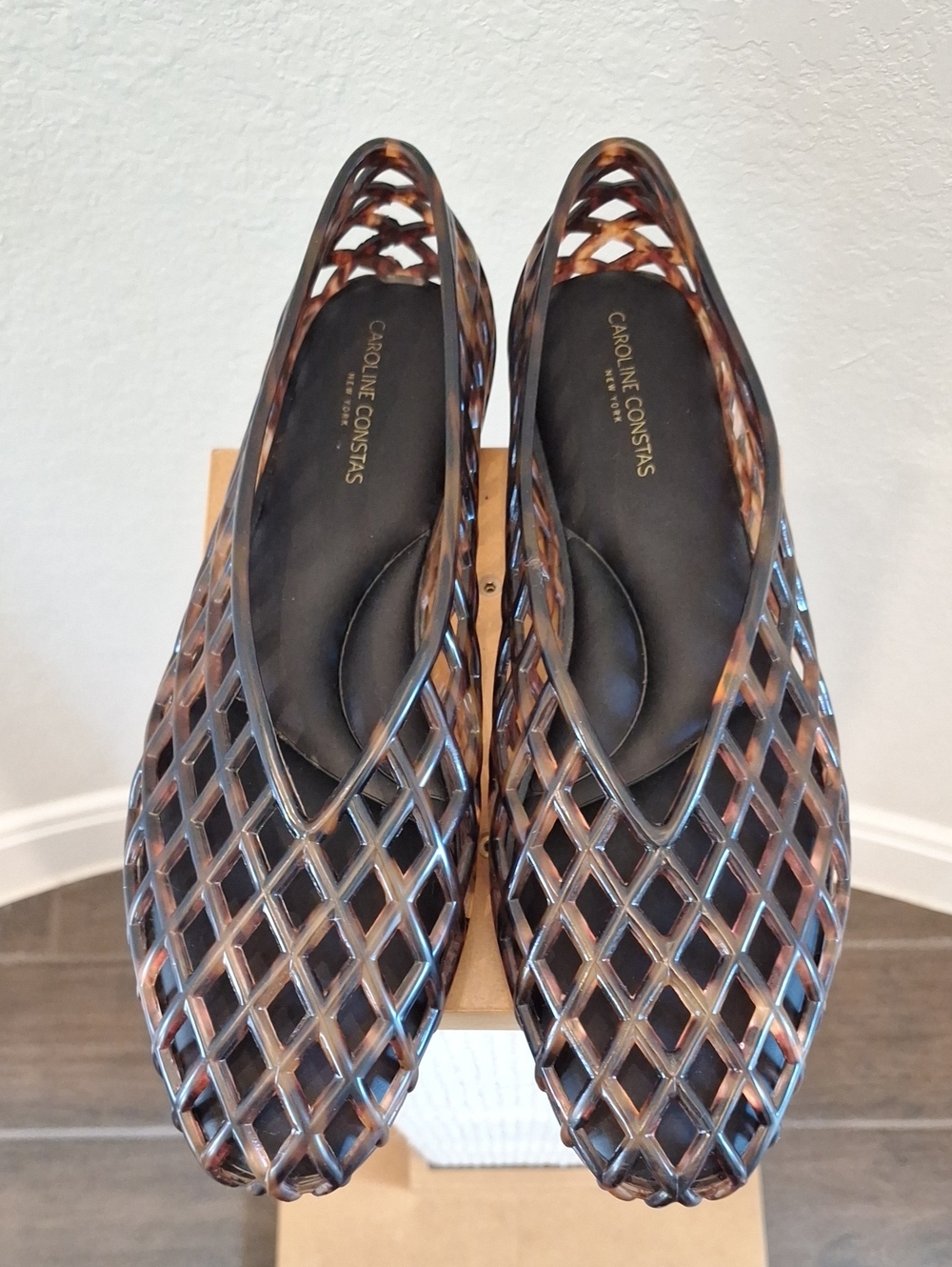 Caroline Constas Tortoise Shell Caged Jelly Flats Size 10 Brown & Black